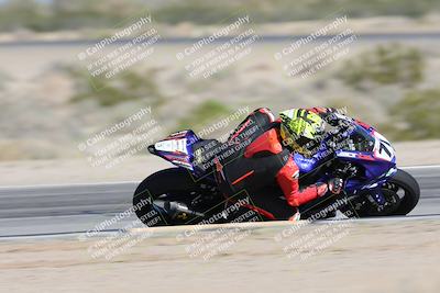 media/Jan-15-2026-Racers Edge (Thu) [[dfebeb70ab]]/2-A Group/Session 3 (Turn 15 Inside Pans)/